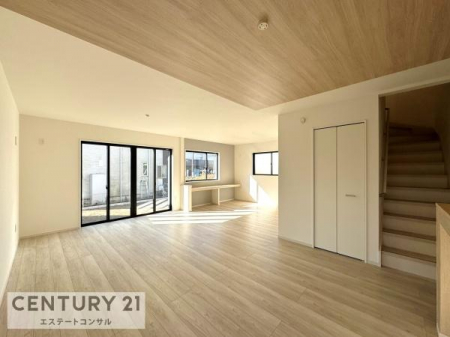 rO@邭JIȂkcjAX^fBJE^[t