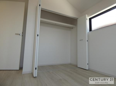 ���[�@�{�H��@�N���[�[�b�g