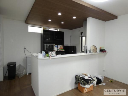 �L�b�`���@���r���O�����n����I�[�v���Ζʎ��L�b�`����