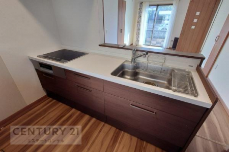 �L�b�`���@���r���O�����n����I�[�v���Ζʎ��L�b�`����