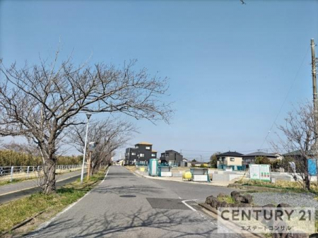 ���̑����n�@�쑤���H�B�Ԓʂ�̏��Ȃ��ՐÂȏZ����