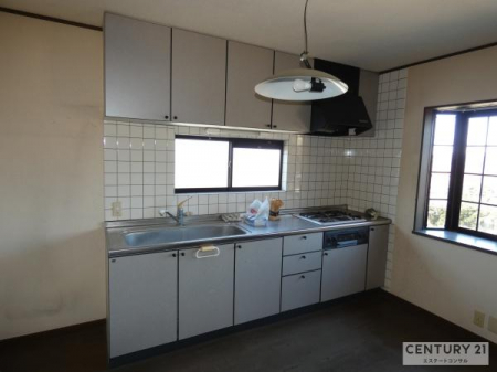 �L�b�`���@���邭���ʂ��̗ǂ�2�K�̂k�c�j�X�y�[�X�ł��B