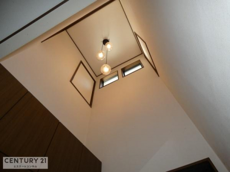 ���ց@�����̂���J���I�Ȍ��ց�