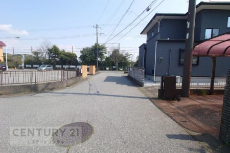 ���̑����n�@�O��6�������ŎԂ̏o��������e�Ղł���